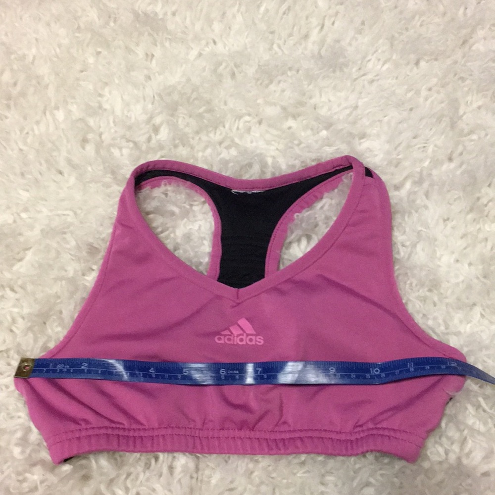4/$50 Adidas sports bra No size tag